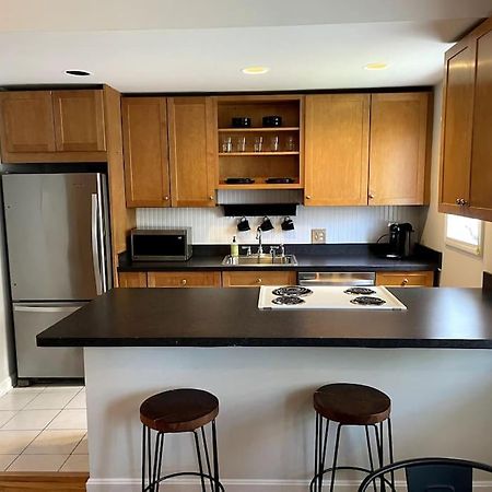 Lovely Two Bedroom Condo In South Boston Eksteriør billede